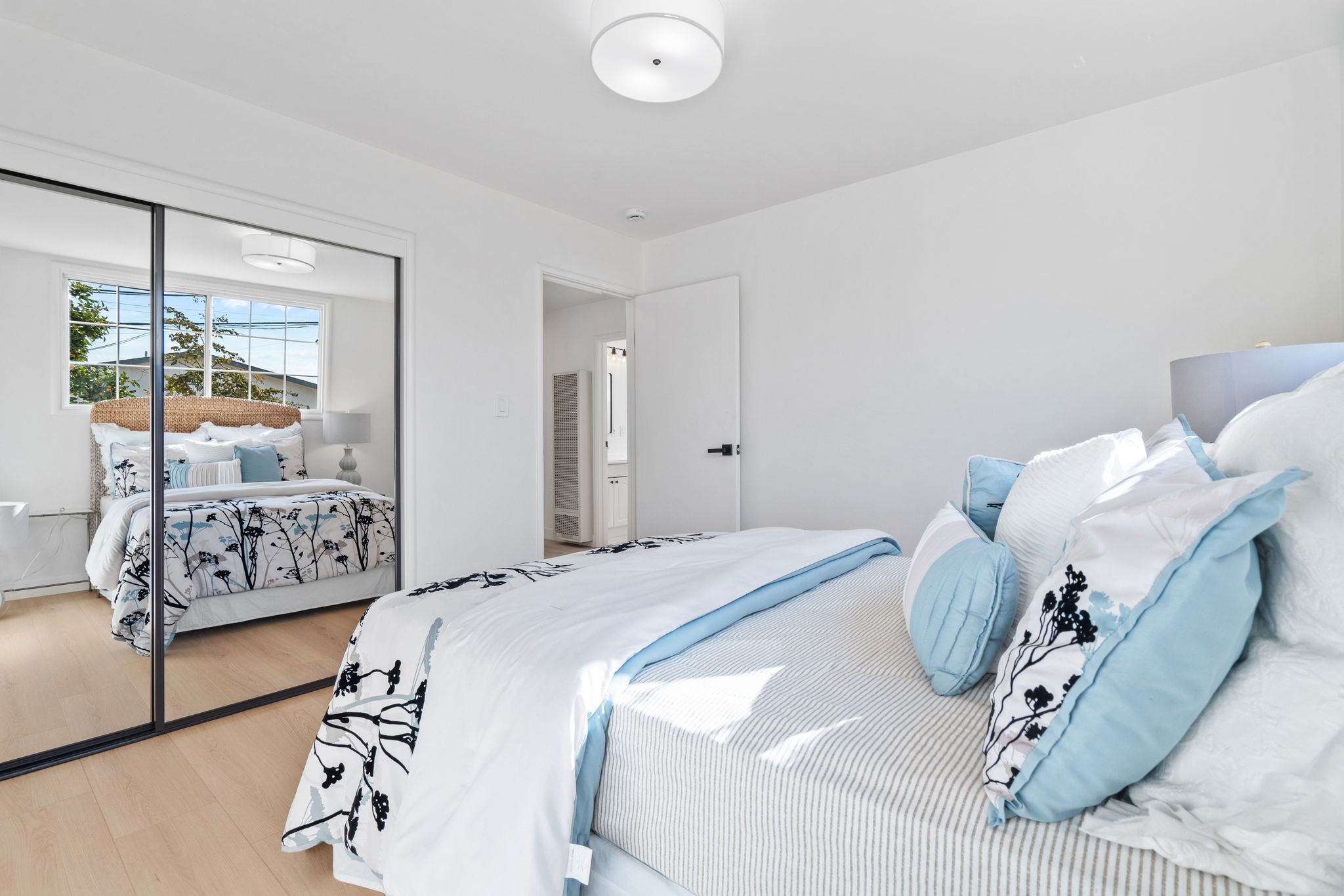 1043 Colton Ave-Photo-20