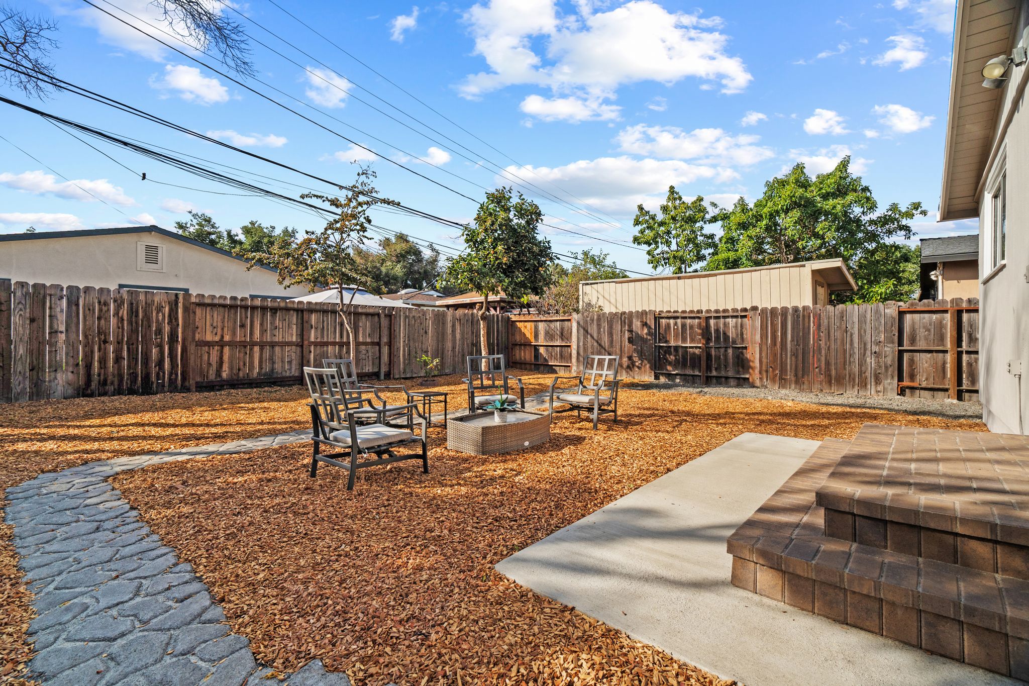 1043 Colton Ave-Photo-27